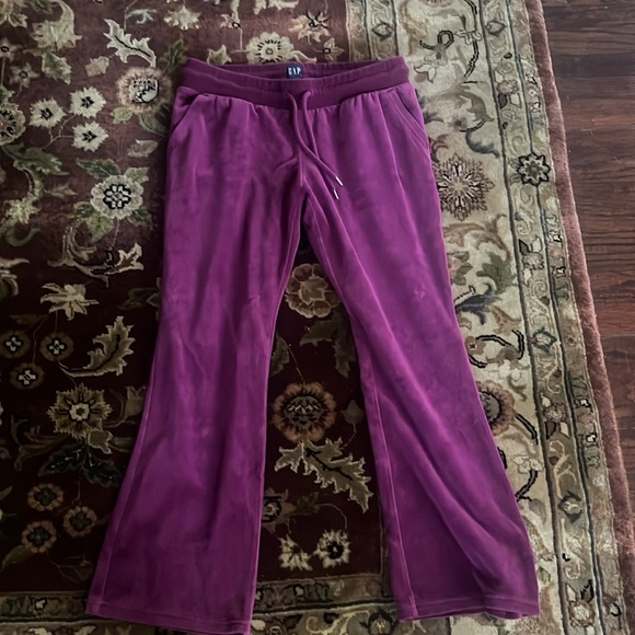 Gap Velour lounge suit - Picture 2 of 6
